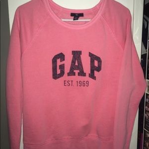 pink crew neck gap sweater